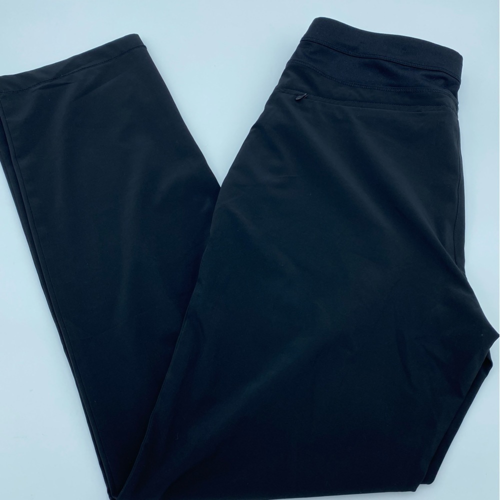 Chicos‎ Zenergy Black Straight Leg Leggings